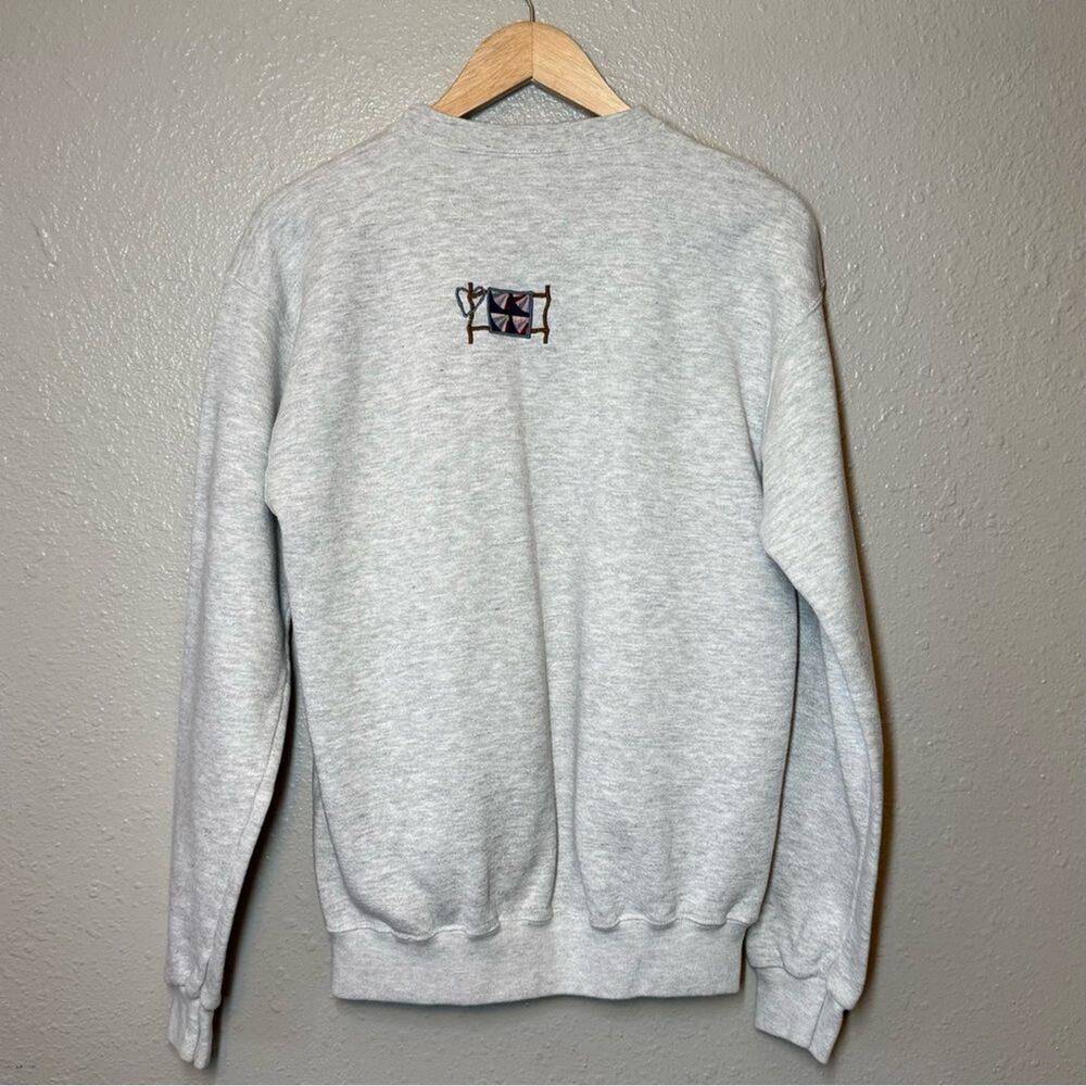VTG Sweatshirt Amish Farm Corn Quilt Embroidered Handmade Santee Unisex Small - Picture 3 of 12